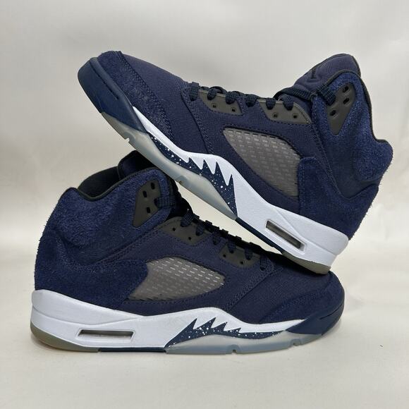 Nike Air Jordan Retro SE “Midnight Navy/Georgetown